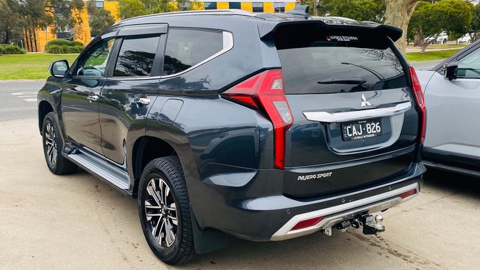 2022 Mitsubishi Pajero Sport Exceed