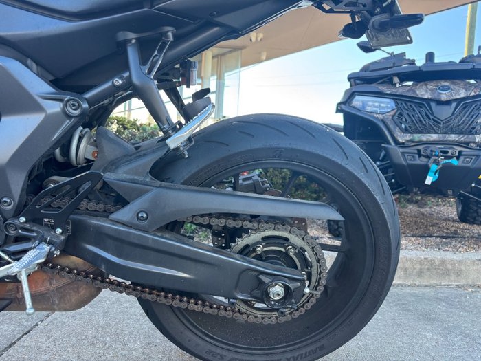 2024 YAMAHA YZF-R7LA grey