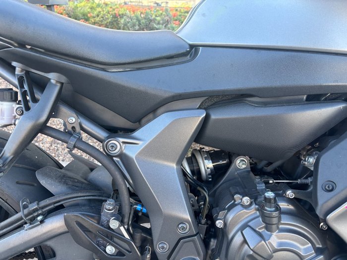 2024 YAMAHA YZF-R7LA grey