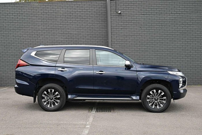 2022 Mitsubishi Pajero Sport GLS