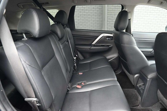 2022 Mitsubishi Pajero Sport GLS