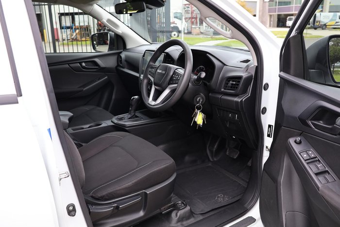 2022 Isuzu D-MAX 9