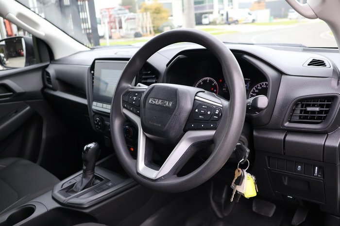 2022 Isuzu D-MAX 10
