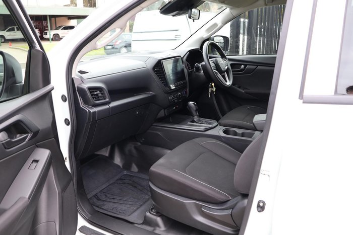 2022 Isuzu D-MAX 12
