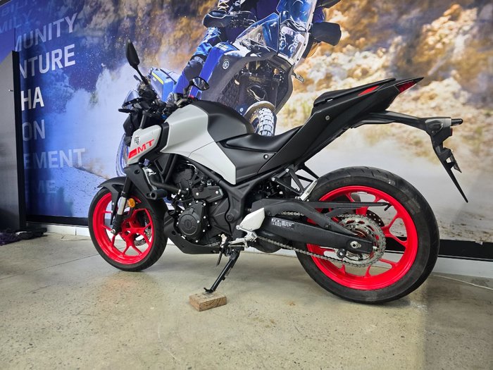 2020 Yamaha MT-03 (MT03LA) (ABS) SILVER