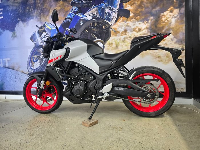 2020 Yamaha MT-03 (MT03LA) (ABS) SILVER