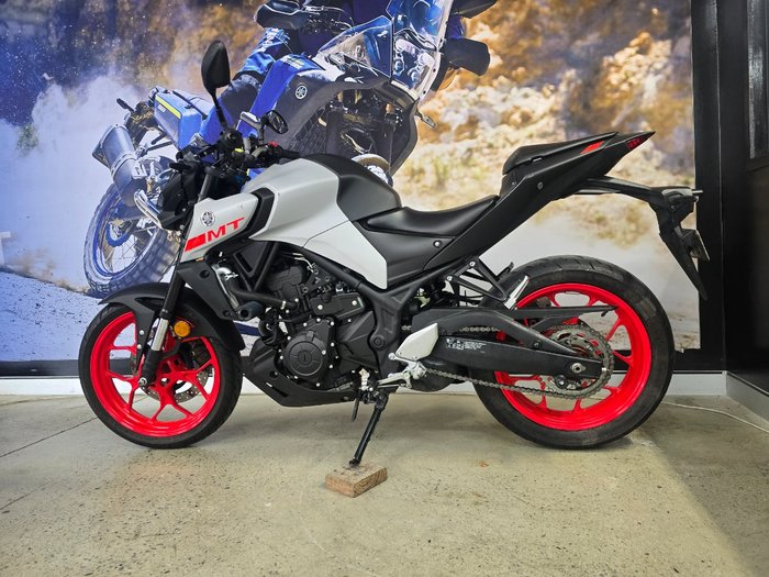 2020 Yamaha MT-03 (MT03LA) (ABS) SILVER