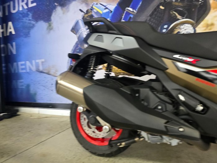 2025 BMW Motorrad C 400 X GREEN