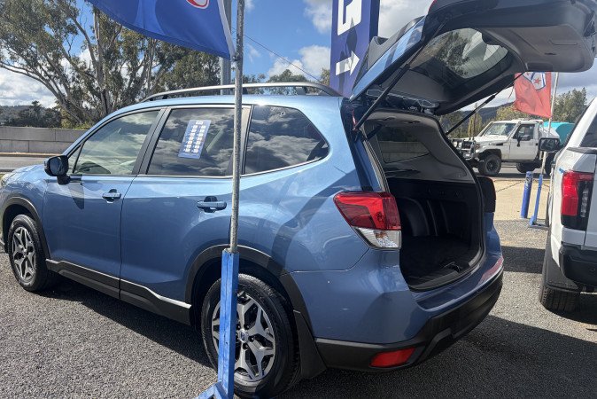 2024 SUBARU FORESTER 2.5i (AWD)