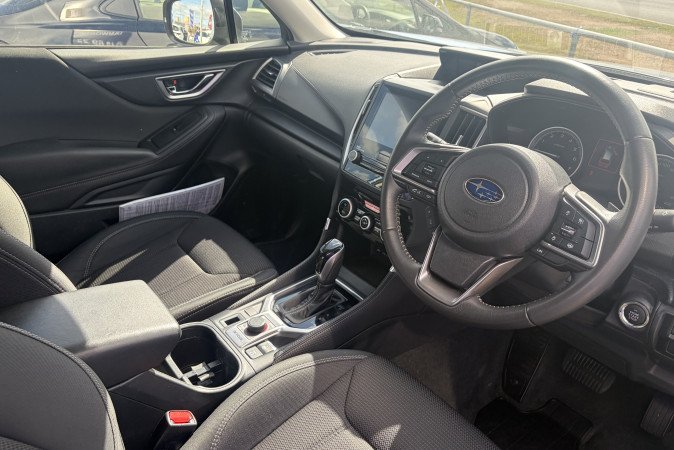 2024 SUBARU FORESTER 2.5i (AWD)