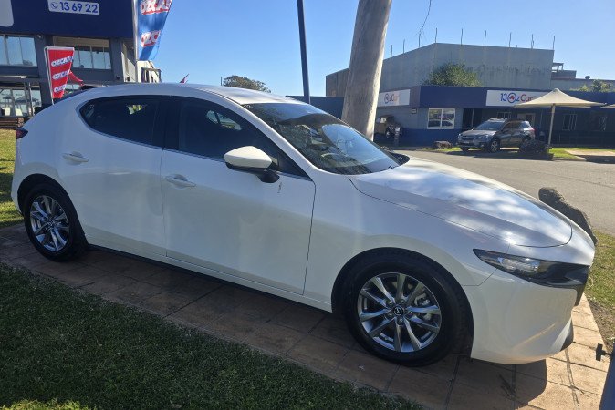 2024 MAZDA MAZDA3 G20 PURE