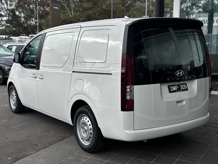 2025 Hyundai STARIA LOAD