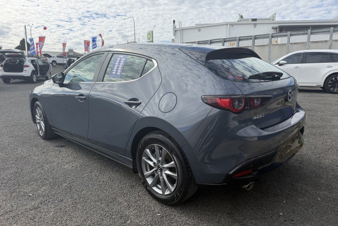 2024 MAZDA MAZDA3 G20 PURE