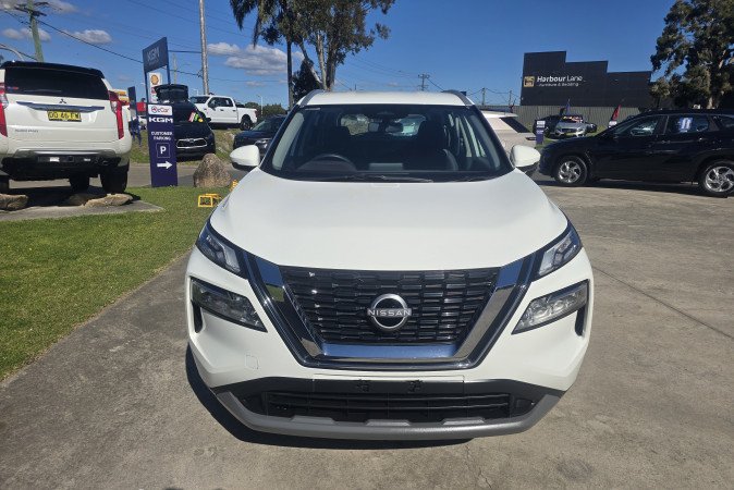 2024 NISSAN X-TRAIL