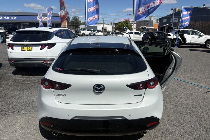2024 MAZDA MAZDA3 G20 PURE