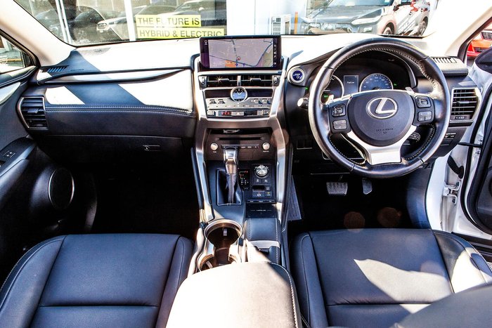 2019 Lexus NX 300h Luxury