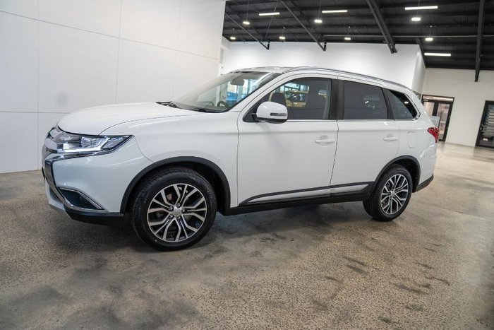 2017 Mitsubishi Outlander LS