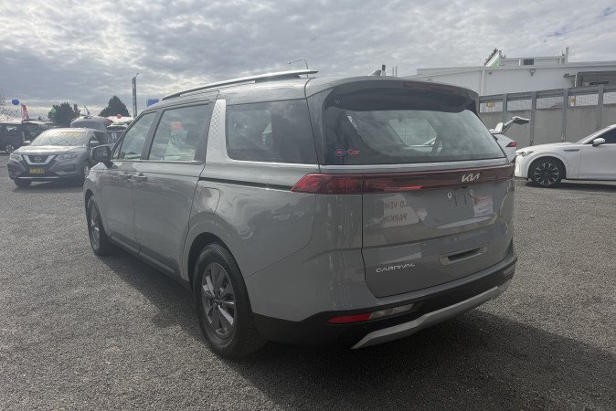 2022 KIA CARNIVAL S