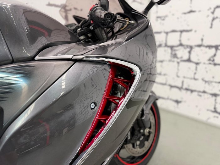 2023 Suzuki Hayabusa (GSX1300R) Hayabusa Grey