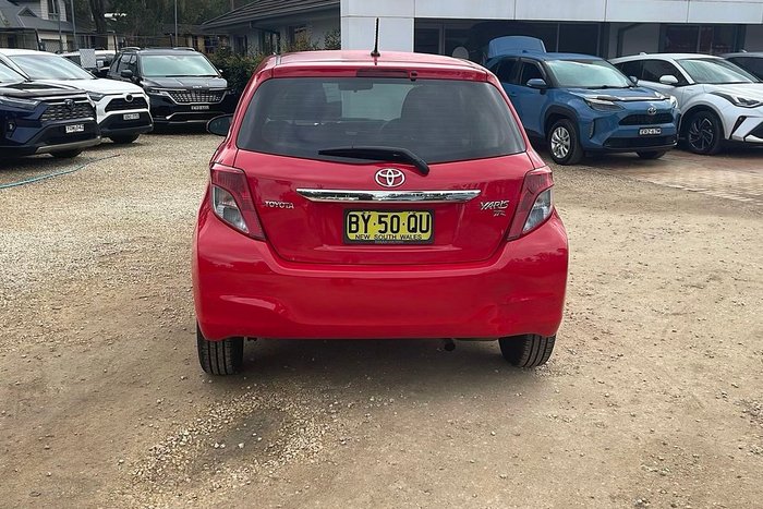 2013 Toyota Yaris YR