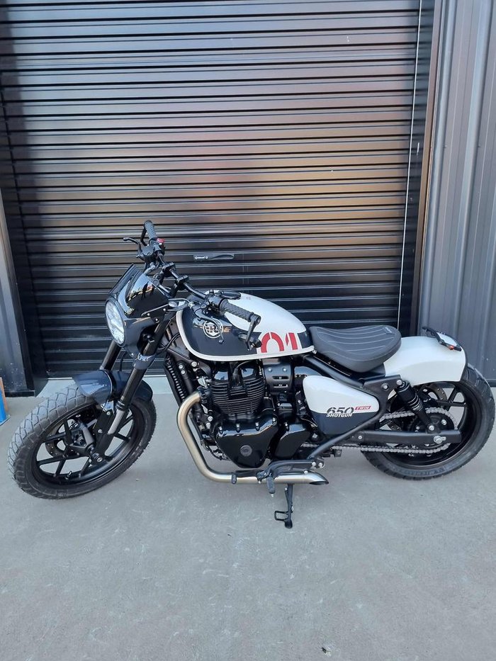 2025 Royal Enfield Shotgun 650 Shotgun White