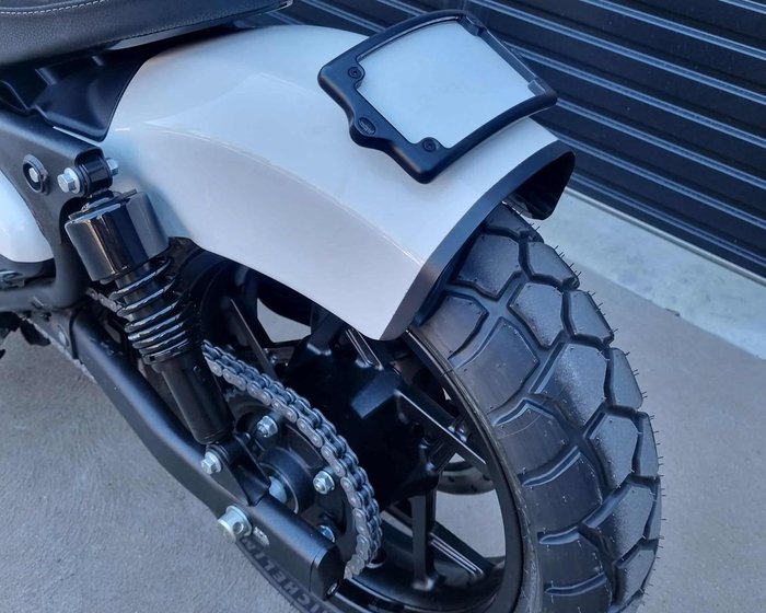 2025 Royal Enfield Shotgun 650 Shotgun White