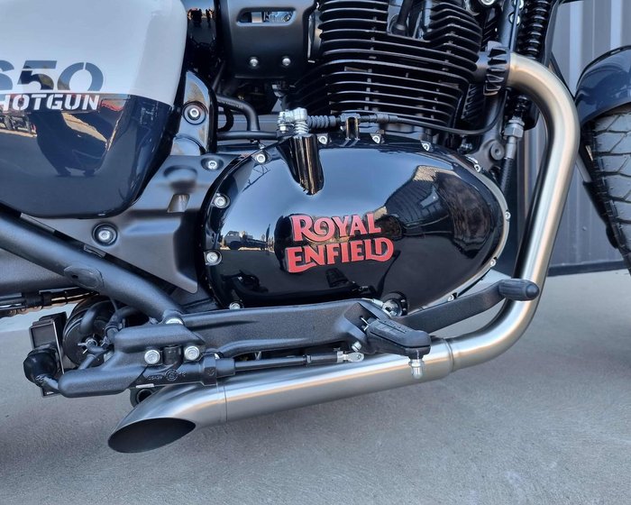 2025 Royal Enfield Shotgun 650 Shotgun White