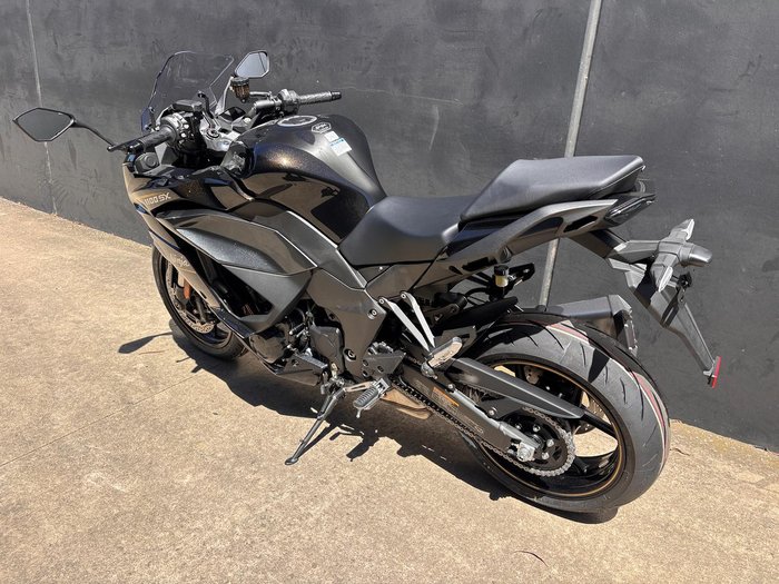 2026 Kawasaki Z1100 Z Black
