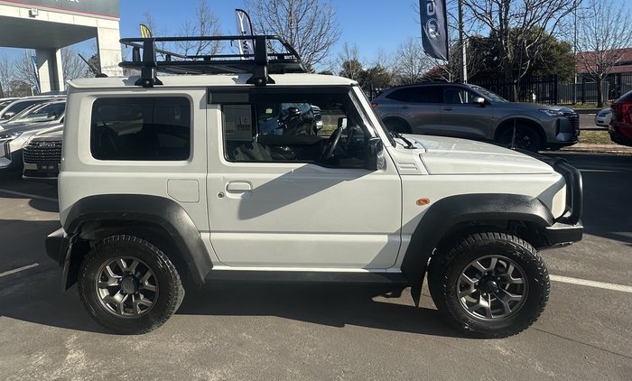 2023 Suzuki Jimny GLX