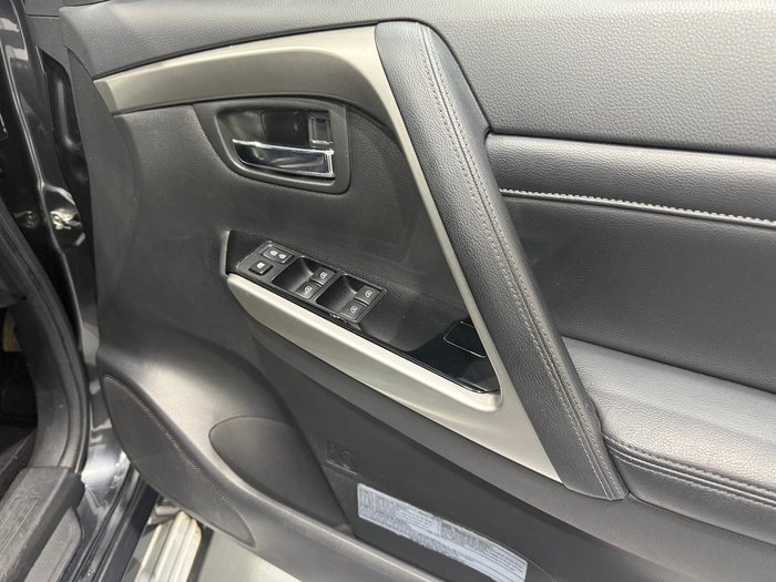2020 Mitsubishi Pajero Sport GLS