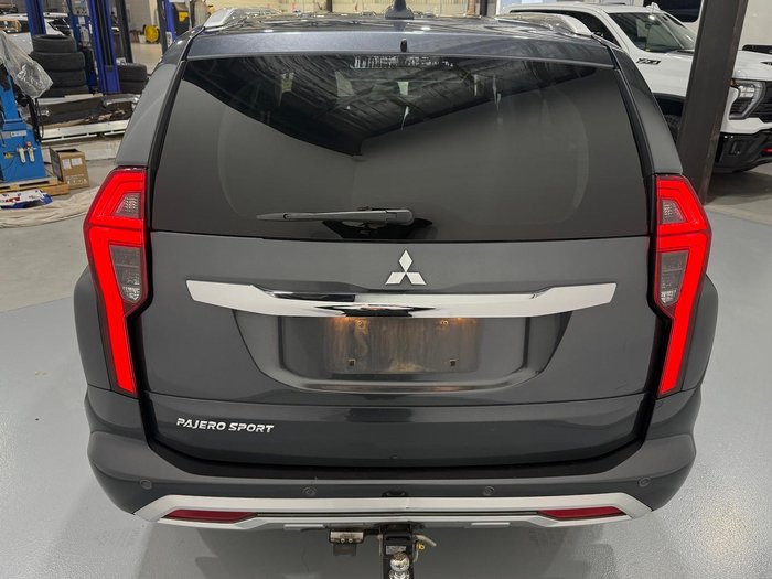2020 Mitsubishi Pajero Sport GLS