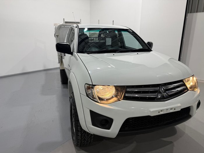 2014 Mitsubishi Triton GLX