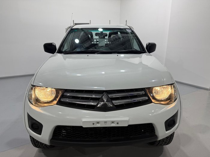 2014 Mitsubishi Triton GLX