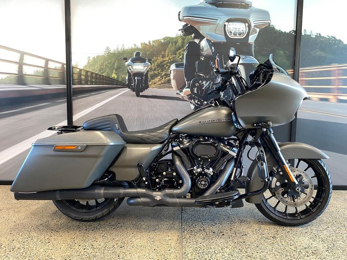 2019 Harley-Davidson Road Glide Special 114 (FLTRXS)