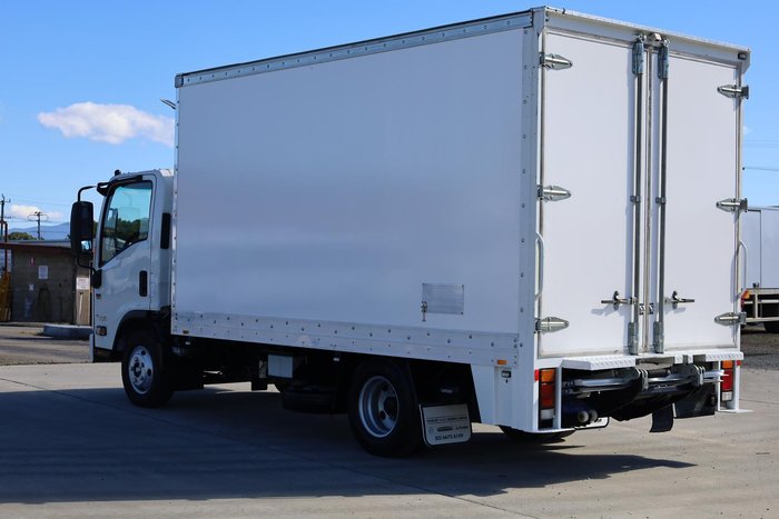 2022 Isuzu N Series