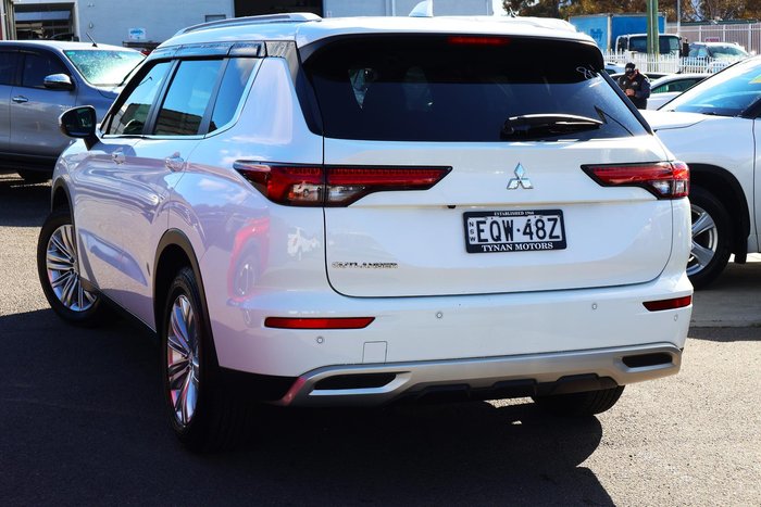 2021 Mitsubishi Outlander LS