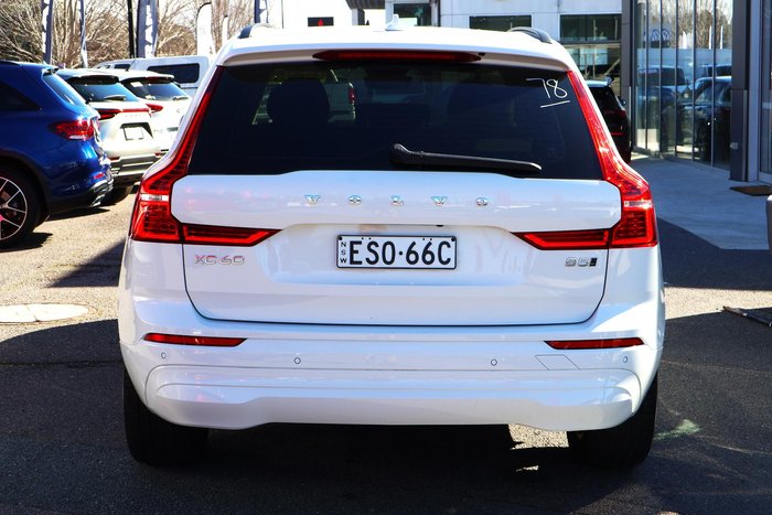2022 Volvo XC60 B5 Momentum