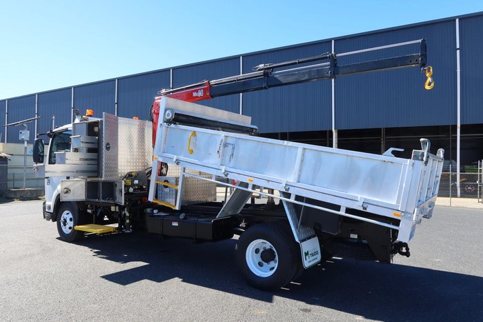 2013 Isuzu F Series FRR 500