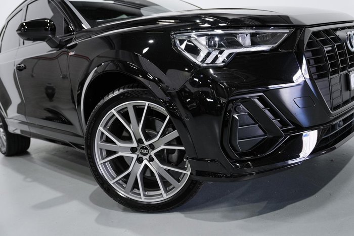 2023 Audi Q3 40 TFSI S line