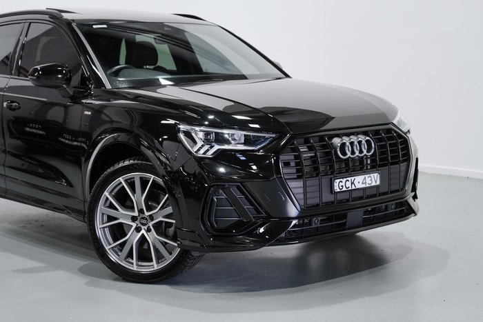 2023 Audi Q3 40 TFSI S line