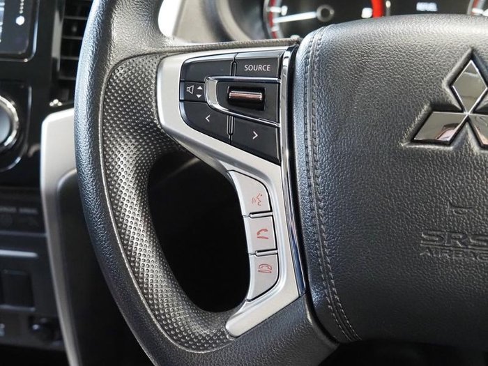2022 Mitsubishi Triton GLX+