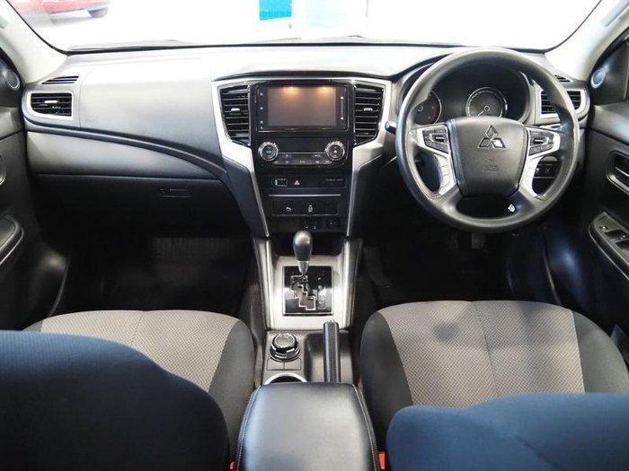 2022 Mitsubishi Triton GLX+