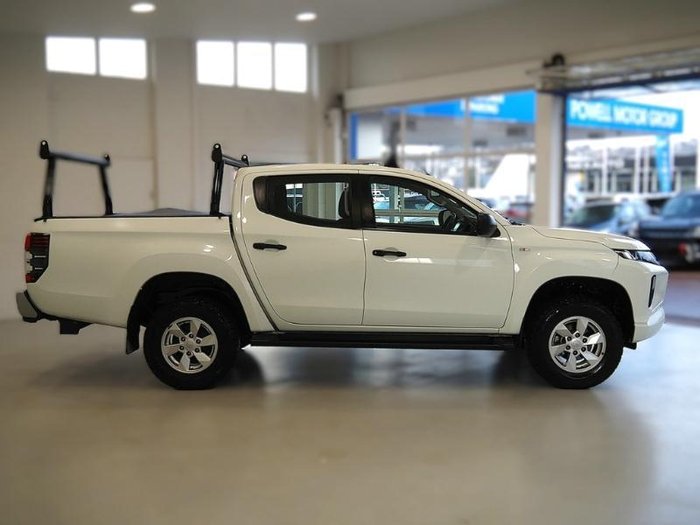 2022 Mitsubishi Triton GLX+