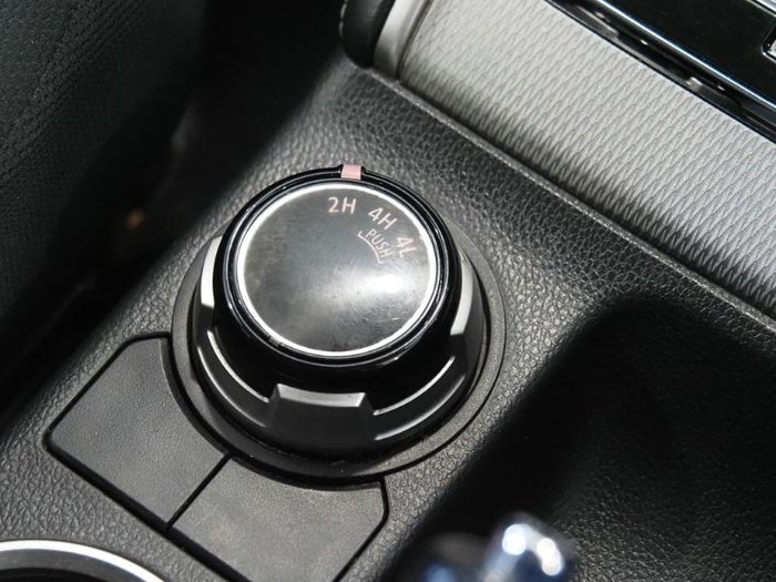 2022 Mitsubishi Triton GLX+