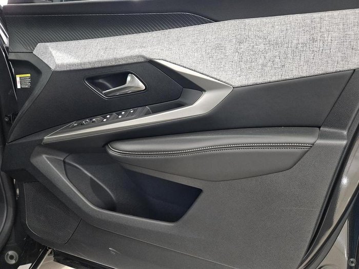 2025 Peugeot 3008