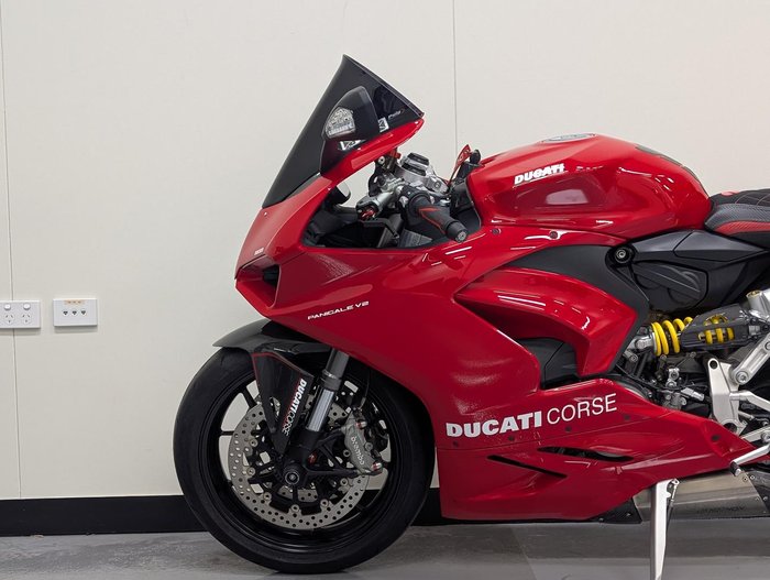 2021 Ducati Panigale V2 Panigale Red