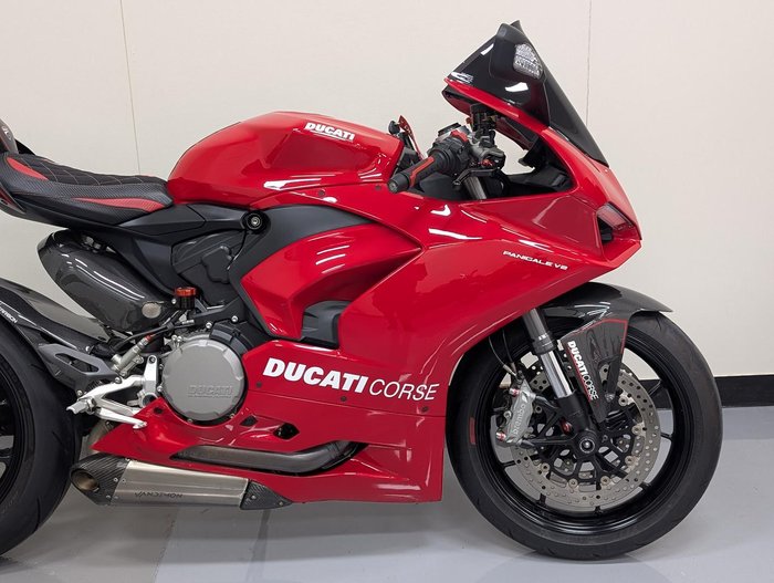 2021 Ducati Panigale V2 Panigale Red