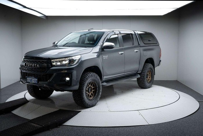 2018 Toyota Hilux SR5