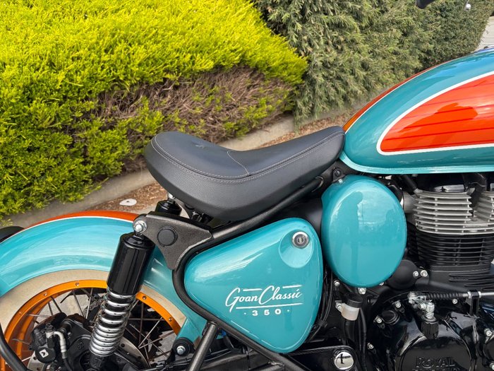 2025 Royal Enfield GOAN 350 Green