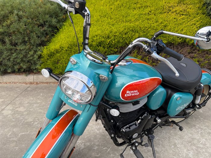 2025 Royal Enfield GOAN 350 Green